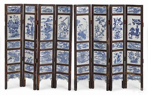 Chinese blue and white porcelain table screen, 1