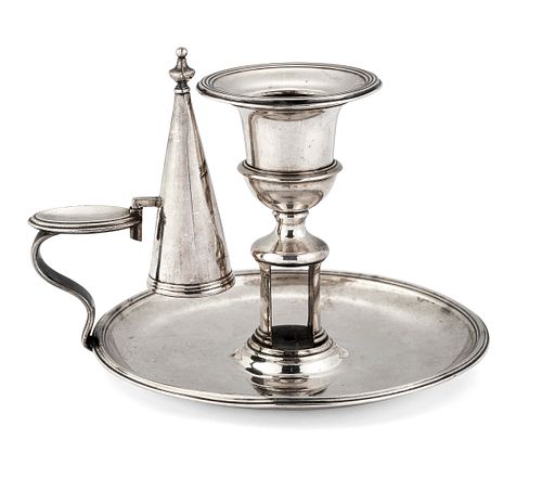 AN OLD SHEFFIELD PLATE CHAMBERSTICK, with reeded detachable