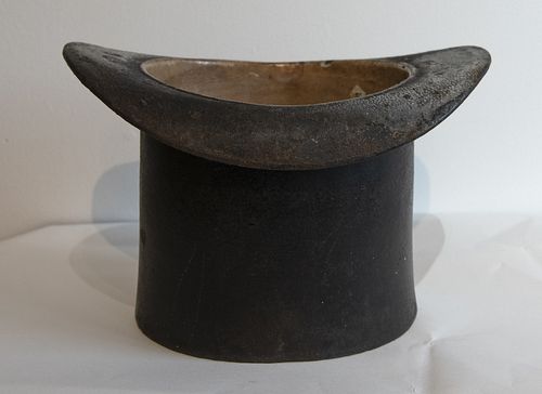 Cast Iron Tophat Spittoon Goulds Manf. NY