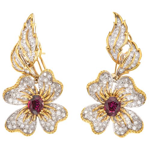 PAIR OF EARRINGS WITH RUBIES AND DIAMONDS IN WHITE AND YELLOW 18K AND 14K GOLD