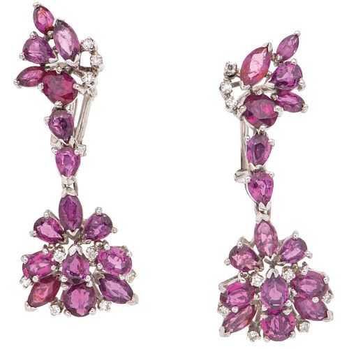 PAIR OF EARRINGS WITH RUBIES AND DIAMONDS IN PALLADIUM SILVER Weight: 13.9 g. Size: 1.65 x 0.66" (4.2 x 1.7 cm)