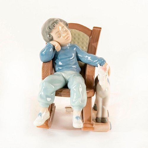 All Tuckered Out 1992/2003 1015846 - Lladro Porcelain Figure
