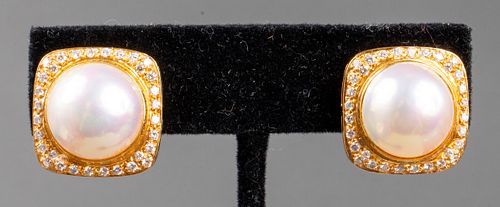 18K Yellow Gold Diamond & Mabe Pearl Clip Earrings
