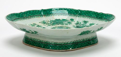 CHINESE EXPORT, GREEN FITZHUGH, FOOTED BOWL