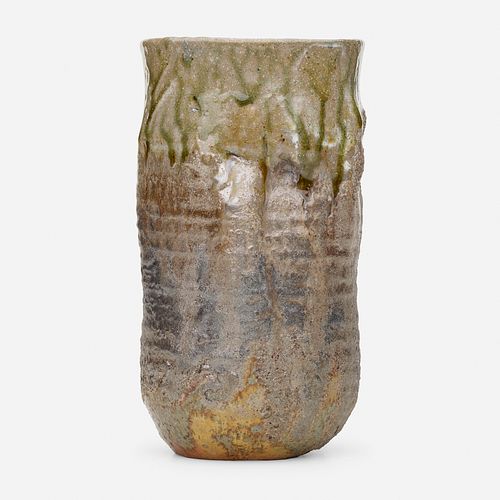 Toshiko Takaezu, Early and Rare vase
