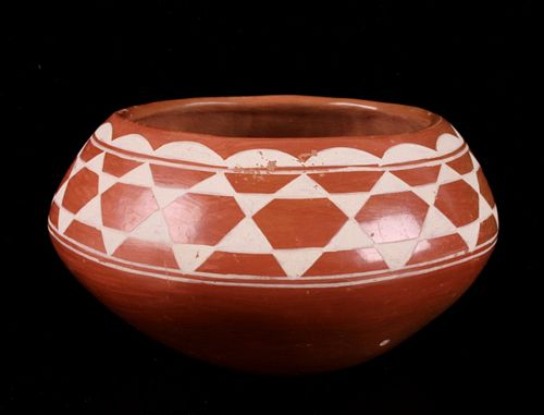 Santo Domingo Santana Melchor Red Ware Pottery Jar