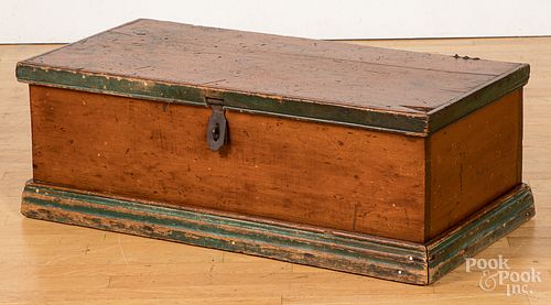 Pine tool chest