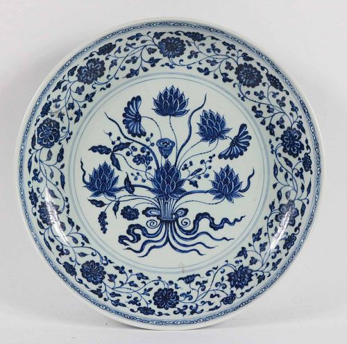 Chinese Blue-and-White Floral-Decorated Charger