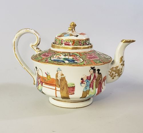 19th Century Chinese Export Rose Mandarin Tea Pot, Circa 1850