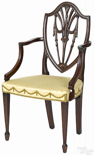 New York Hepplewhite mahogany shieldback armchair, ca. 1800