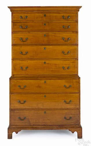 New England Chippendale maple chest on chest, ca. 1780, 72 1/2'' h., 38'' w.