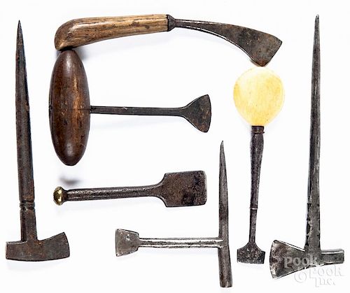 Seven wrought iron buttonhole cutters, 18th/19th c., longest - 6''.