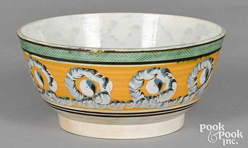 Large mocha bowl, with earthworm decoration