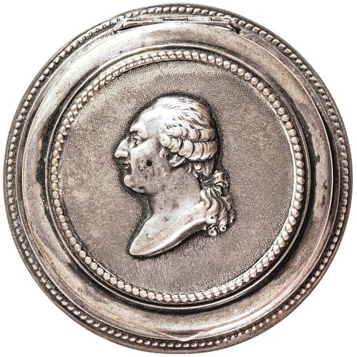 Undated, pre-1793 French Snuff Box in Silver with a Bust of King Louis XVI on the lid