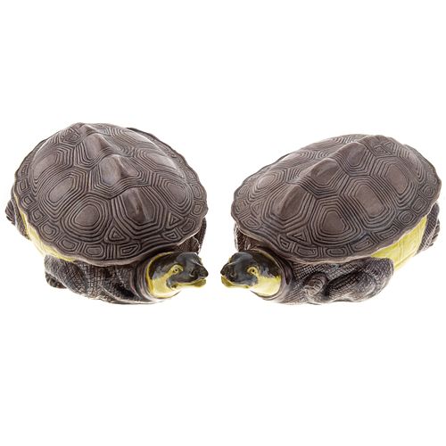 Pair of Chinese Export Porcelain Terrapin Boxes