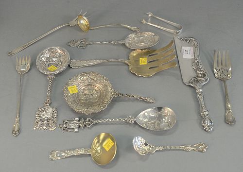 Group of Silver and Sterling Silver Serving Pieces
25.1 t.oz.