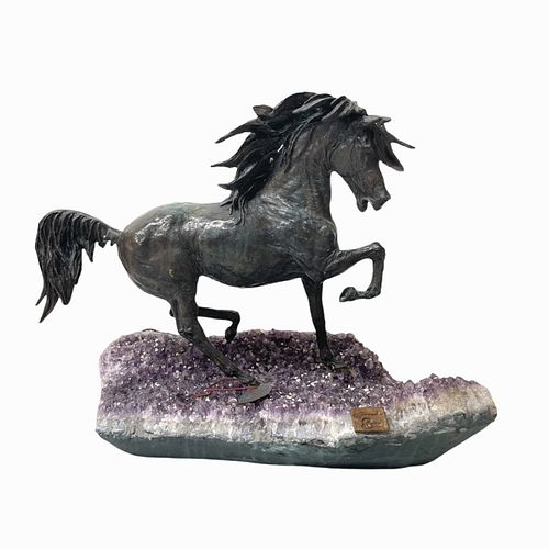 Ebano Bronze Horse Sculpture Mounted on Amethyst