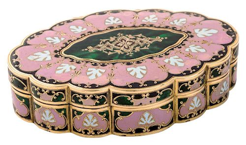 A CONTINENTAL GOLD AND ENAMEL SNUFF BOX, 19TH CENTURY