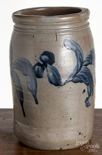 Pennsylvania one-gallon stoneware jar, 19th c., with cobalt floral decoration, 11'' h.