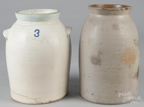 Five pieces of earthenware, 19th/20th c., to include crocks and pottery bowls, tallest - 15''.