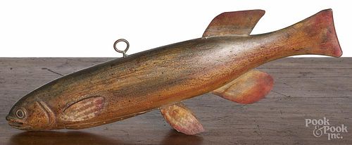 Carved and painted fish, 20th c., 12 3/4'' l.