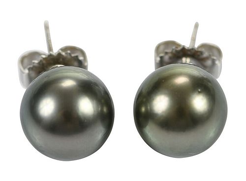 14kt. Pearl Earrings 