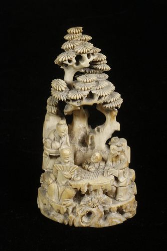 CHINESE FIGURAL CARVING