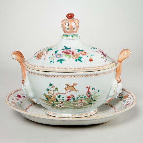 Chinese Export famille rose porcelain soup tureen