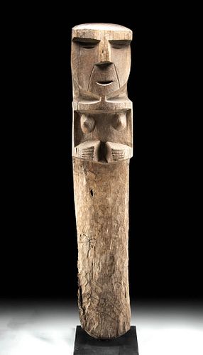 Monumental Nazca Wood Female Figure, ex-Museum