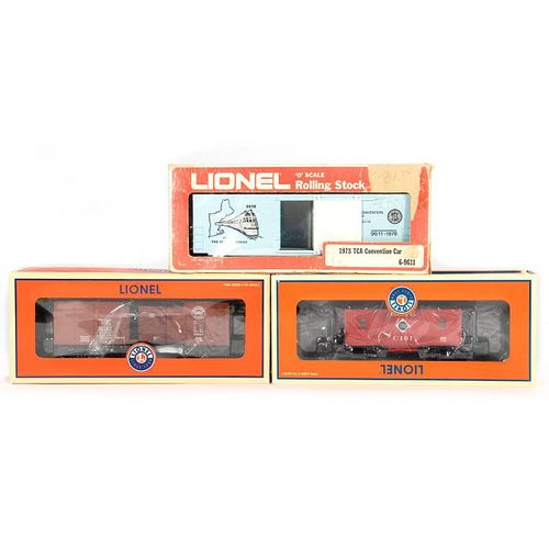 Lionel train cars with original boxes