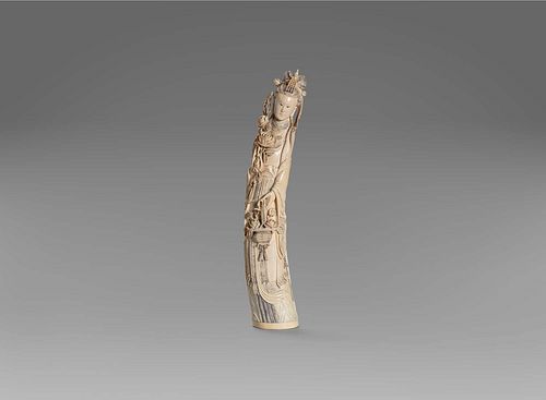 Ivory sculpture depicting a female figure, China, early 20th century