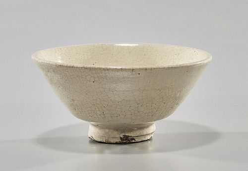 Korean White Crackle Glazed Ceramic Bowl