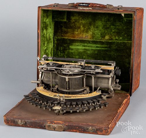 Hammond No.12 typewriter, with tin case