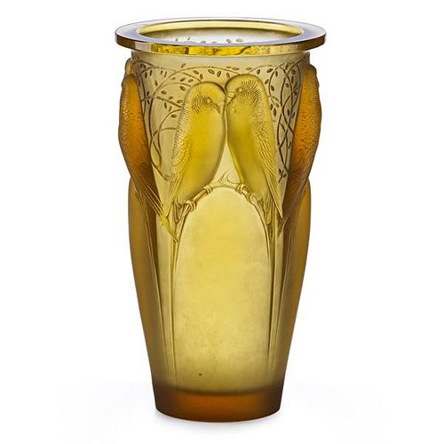 LALIQUE "Ceylan" vase, yellow glass