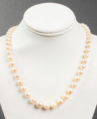Vintage Graduated Cultured Pearl Necklace