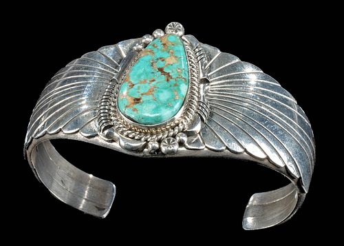 Vintage Navajo / Zuni Silver & Turquoise Cuff Bracelet