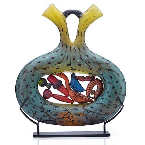 WILLIAM MORRIS Glass sculpture, "Reliquary Vessel"