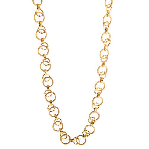 A Heavy Circle Link Chain in 14K Yellow Gold