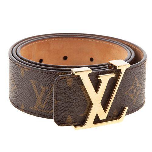 A Louis Vuitton Initiales Leather Belt
