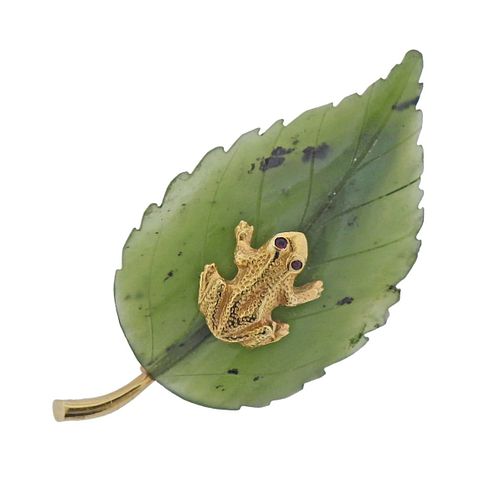 14k Gold Carved Nephrite Ruby Frog Leaf Brooch Pin 