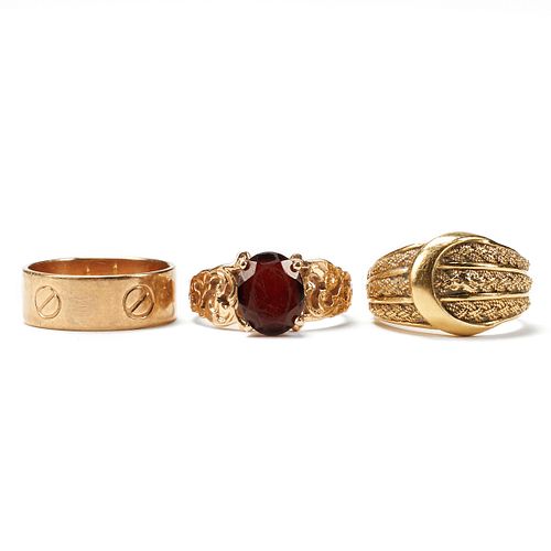 Grp: 3 Gold Rings - Garnet & Cartier Style