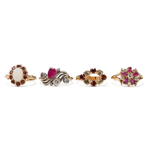 Grp: 4 Vintage Gold Colored Gemstone Rings
