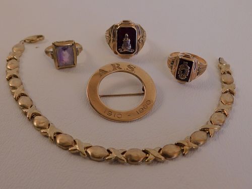 5 PIECES GOLD JEWELRY