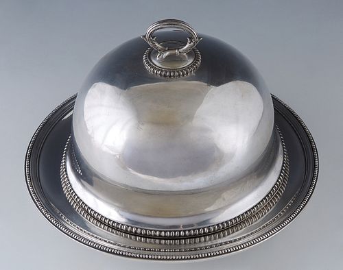 Christofle Silverplated Entree Dome and Tray, 19th c., with beaded rims on both pieces, H.- 7 1/2 in., Dia.- 10 5/8 in.