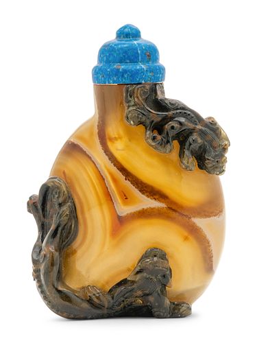 A Large Agate Snuff Bottle