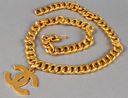 Chanel Gold-Tone Cuban Link Belt with Logo Charm sold at auction on 11th  April