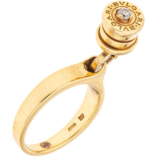 18K YELLOW GOLD RING WITH DIAMOND 1 Brilliant cut diamond ~0.07 ct. Weight: 8.2 g. Size: 6 ½