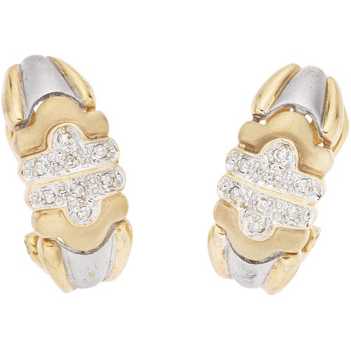 PAIR OF EARRINGS WITH DIAMONDS IN 14K YELLOW GOLD 16 8x8 cut diamonds ~0.10 ct. Weight: 5.7 g. Size: 0.31 x 0.7" (0.8 x 1.8 cm)