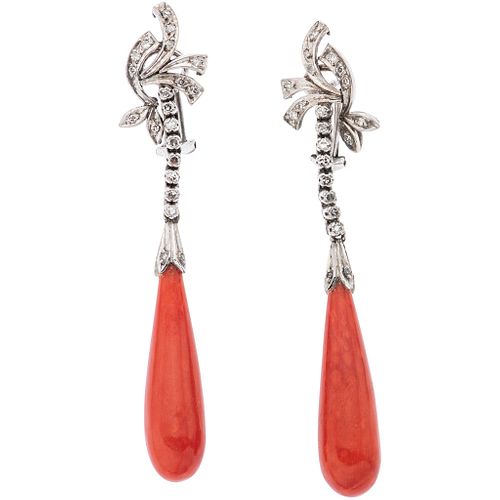 PAIR OF EARRINGS WITH CORAL AND DIAMONDS IN PALLADIUM SILVER 42 8x8 cut faceted diamonds ~0.40 ct. Weight: 12.1 g