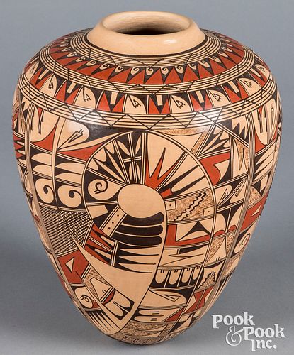 Jofern Silas Puffer Hopi Indian pottery vase